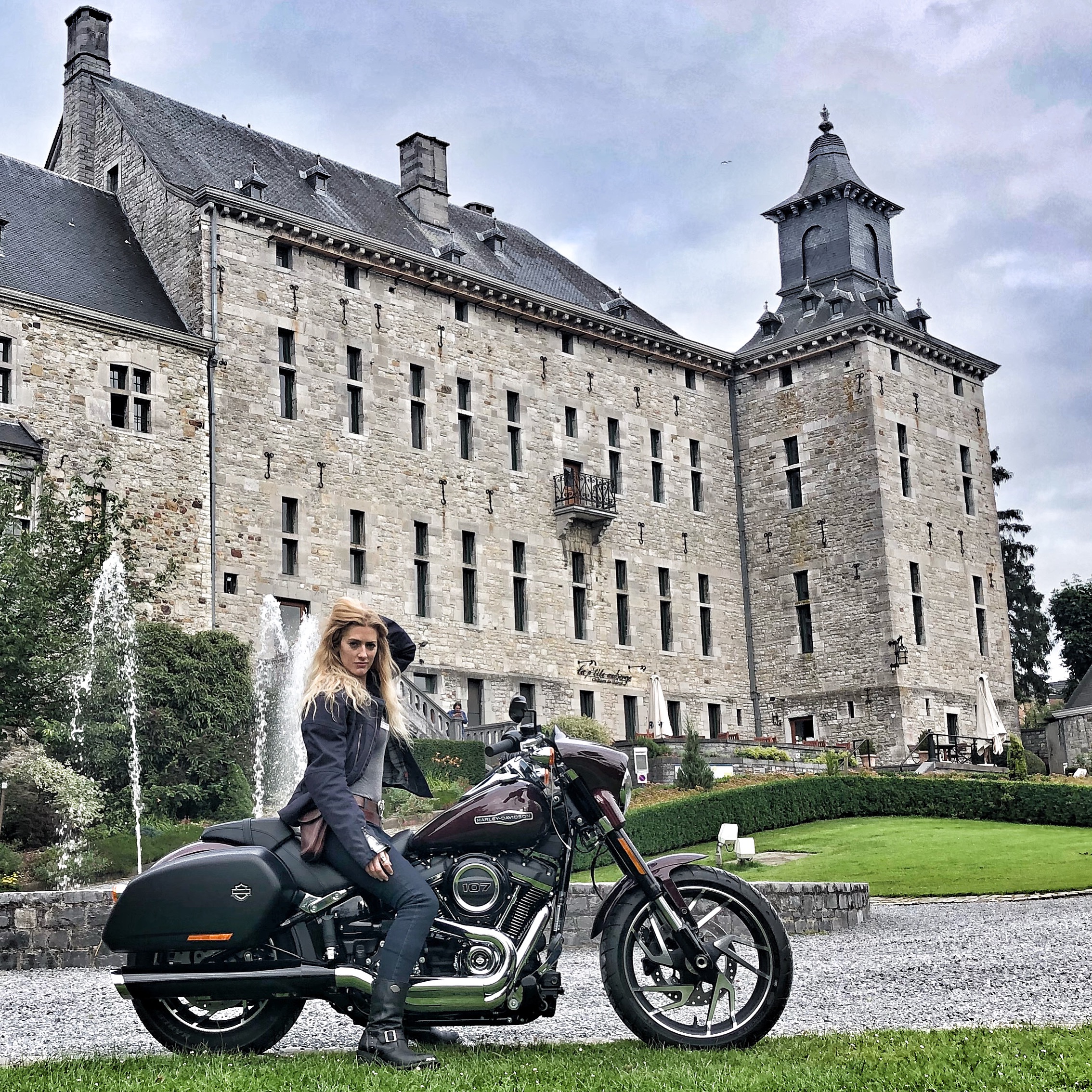 2018 Harley-Davidson Sport Glide review and it looks fantastic