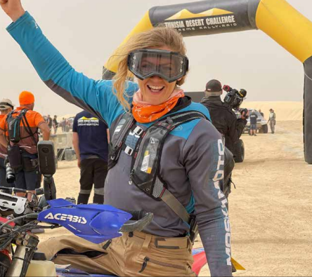 The girl on a bike vanessa ruck Tunisian desert ride